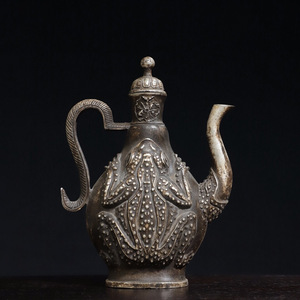 ▽鴻▽ 銅製 銀鍍 青蛙紋 酒壺 置物 古賞物 中国古玩 中国古美術