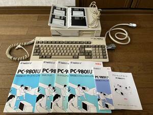 ☆NEC　PC-9801UV11　キーボード　日本語BASICディスク　トレーニングディスク　取説付き