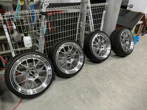 BBS LM-R 20インチ 8.5J ET32×2本、9.5J ET35×2本 PCD120 タイヤ走行500km F225/35/20 R255/30/20