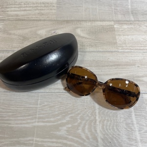 RALPH LAUREN/ Ralph Lauren / butterfly type sunglasses /.... pattern / Brown temi/ brown group / hard case attaching 