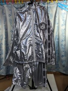  tag attaching unused fixtures Gulf .-.. both theory series size XL top and bottom enamel metallic silver enamel sauna suit pi stereo GALFY xx