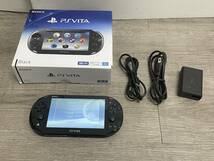 ☆ VITA ☆ Playstation VITA Wi-Fiモデル ブラック PCH-2000 動作品 本体 アダプター USBケーブル 箱 プレイステーションヴィータ 2018_画像1