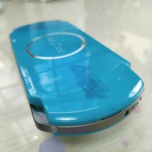 美品 超希少 PSP 3000 初音ミクモデル 本体 バッテリー 純正充電器 メモリースティック4GB 液晶保護フィルム ターコイズグリーン diva_画像7