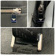 ♪EMPORIO ARMANI エンポリオアルマーニ ボディ ショルダーバッグ PVCレザー 黒 ブラック イーグルロゴ シルバー金具 メンズ 斜め掛け_画像9