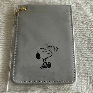 新品未使用　スヌーピー　革製品　PEANUTS buddy 73400