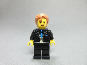 LEGO★322 正規品 街の人 紳士 ミニフィグ 同梱可能 レゴ シティ スーツ姿 タキシード パーティ ウェディング 結婚式 ギャング マフィア