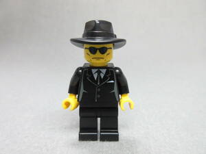 LEGO★@339 正規品 街の人 スーツ姿 サラリーマン ミニフィグ 同梱可能 レゴ シティ 通勤 通学 駅 電車 バス 会社 オフィス 先生 教授