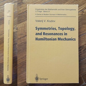 Symmetries,Topology,and Resonances in Hamiltonian Mechanics/Valerij V. Kozlov/Springer/ good book@/ free shipping / anonymity delivery 