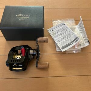 ダイワ DAIWA メガバスオロチカバーハッキング10CHL左ハンドル 