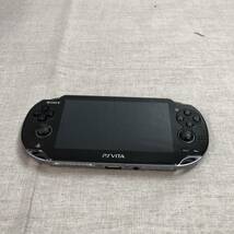 PlayStation Vita (プレイステーション ヴィータ) 3G/Wi‐Fiモデル 　PCH-1100_画像2