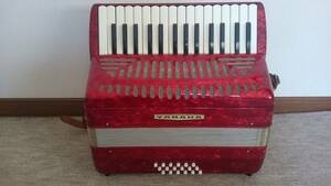 [YAMAHA](30 key *18 base ) accordion 