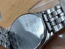 【c013】【稼働品・電池交換済み】 SEIKO セイコー SPIRIT スピリット 7N48-7A10 クォーツ QZ 3針 デイデイト 腕時計 黒文字盤 ブラック_画像5