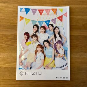 NiziU 【運動会 パンフレット】