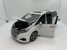 ホンダ特注 1/18 ホンダ オデッセイ HONDA SPORT HYBRID ODYSSEY 2019 ホワイト J03-02-012_画像7