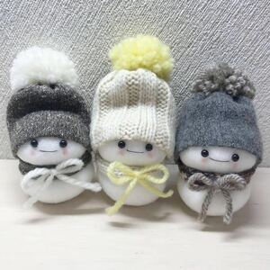 ハンドメイド　ゆきだるま 　冬のインテリア　ニット帽　雪だるま