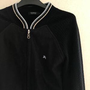 Burberryブラックレーベルジップアップ