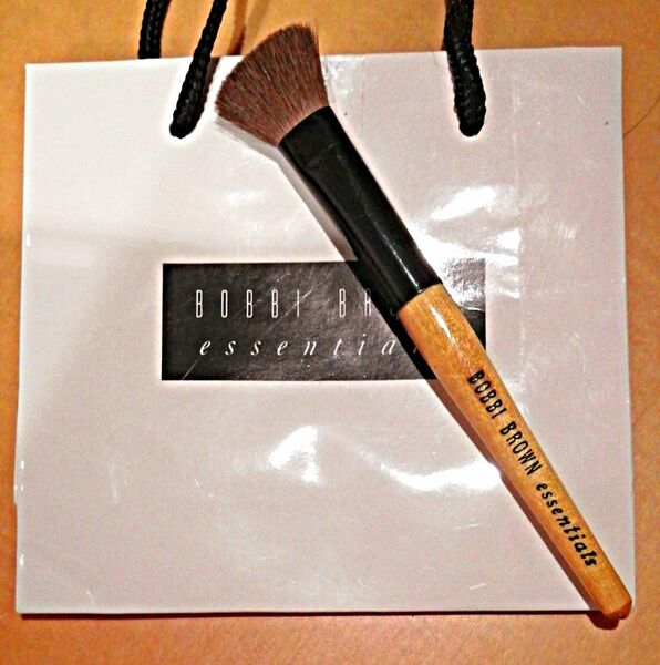 BOBBI BROWN フェイスブラシ メイクブラシ
