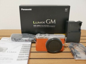 【美品、送料無料】Panasonic LUMIX DMC-GM1 オレンジ　デジカメ ボディのみ パナソニック