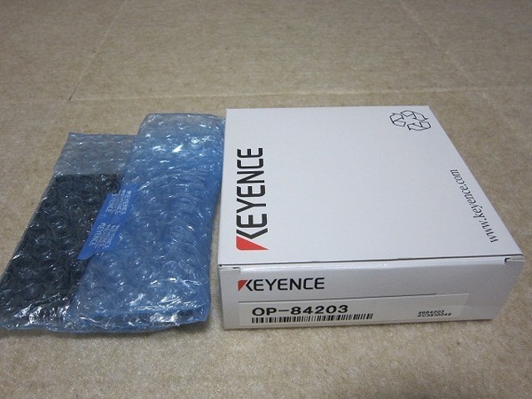 ★【送料無料・消費税なし】★新品未使用 キーエンス KEYENCE PLC KVシリーズ エンドユニット OP-84203 KV700 KV1000 KV5000