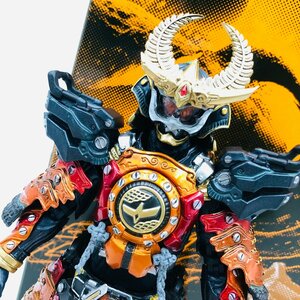 中古品 S.I.C. 仮面ライダー鎧武 カチドキアームズ