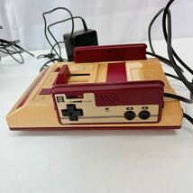 1AD78 1円〜 Nintendo 任天堂 ファミリーコンピューター 3点 まとめ ソフト付き HVC-001 101 レトロ ゲーム機 _画像3