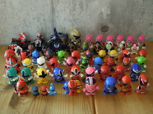仮面ライダー 戦隊シリーズ 指人形 ミニフィギュア など60個 ソフビ 