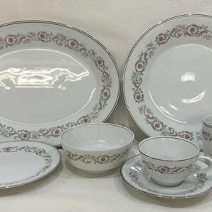 B3E304◆ ノリタケ Noritake 白色 小花柄 マグカップ カップ＆ソーサー ボウル ケーキ皿 ラウンド大皿 オーバル大皿 合計7点セットの画像1