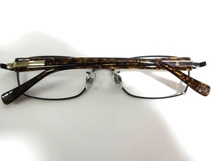 X4A093■本物■ ランバン LANVIN 日本製 チタン メタルブラウン&ブラウンデミデザイン レンズなし メガネ 眼鏡 メガネフレーム ケース付き_画像8