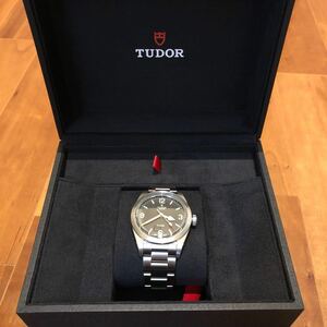 TUDOR チューダー レンジャー　新品同様