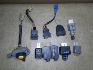 クボタコンバイン　SR14 　　電装部品　スイッチ　リレー　電装品　パーツ　10個（31）