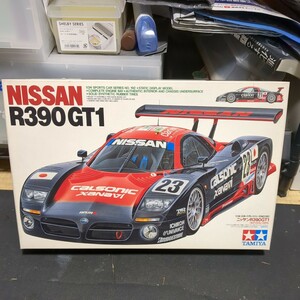 タミヤ1/24 ニッサンR390GT1 未組立