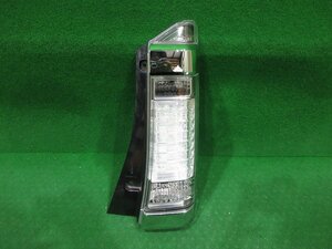 良品★ N-BOX カスタム JF1/JF2 純正 右テールランプ LED ICHIKOH D106 R メッキ ●刻印:X ユニット