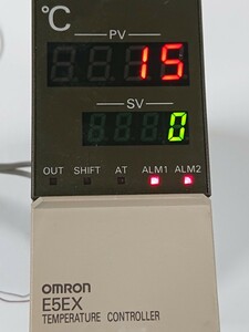 中古品 オムロン デジタル指示温度調節器 E5EX-A OMRON