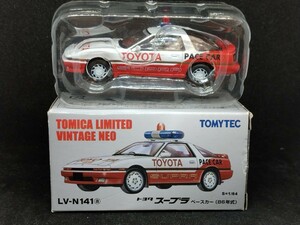 【トミカ リミテッド ヴィンテージ ネオ LV-N141a】 トヨタ スープラ ペースカー （1986年式） 白/赤（ホワイト/レッド）