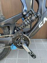 SANTA CRUZ V10 6 carbon 27.5 M DOWNHILL 2017年　サンタクルーズ　中古　SRAM 11S_画像4