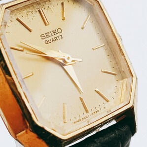 #133 SEIKO セイコー 5421-5230 腕時計 アナログ 3針 金色文字盤 ゴールド色 レディース 時計 とけい トケイ アクセ ヴィンテージ レトロの画像3