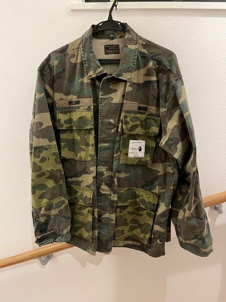 wtaps×ape コラボジャケット　ミリタリー　bape 迷彩　袋替ボタン付き ミリタリージャケット