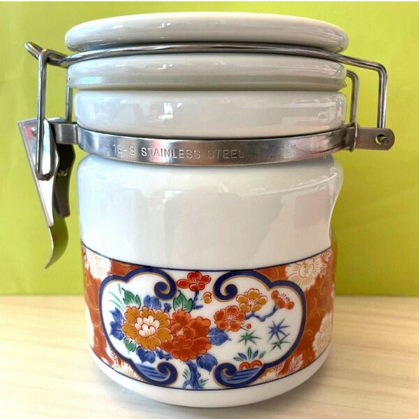 陶器保存容器　タッパー【新品】和花柄陶器タッパー　和食器　密閉容器　陶器