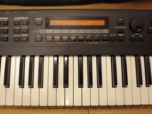 XP-30 シンセサイザー ローランド Roland キーボード 通電確認OK 中古品 おまけ多数_画像4