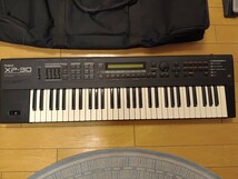 XP-30 シンセサイザー ローランド Roland キーボード 通電確認OK 中古品 おまけ多数_画像2