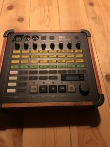 Korg KR-55 pro リズムマシン　ドラムマシン