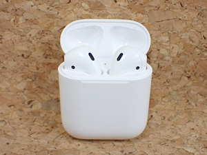 【中古】Apple 純正 AirPods with Charging Case 第2世代 MV7N2J/A 本体(NFA832-1)