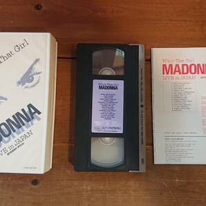 〓マドンナ〓MADONNA/LIVE in JAPAN/VHSテープ/特典パンフレット/中古の画像4