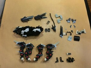 T【キ4-36】【60サイズ】▲ZOIDS ゾイド 組立て済 ライガーゼロ プラモデル/ジャンク扱い/※電池ポケット破損有