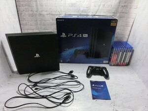 T【3つ-13】【140サイズ】PS4 Pro ジェット・ブラック 1TB 本体セット/ソフト付/通電可/ジャンク扱い/※傷・汚れ有