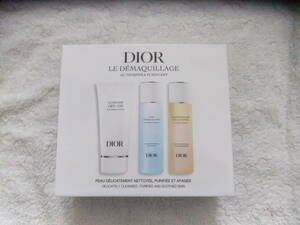 Новый, нераскрытый! Dior Cleansing Purifian Discovery Kit (Limited Edition)!