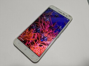 003 ジャンク / ASUS Zenfone 3 ZE520KL Z017DA 5.2インチ / SIMフリー