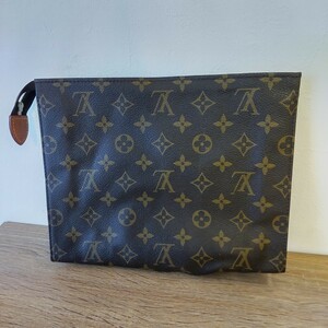 ■n83【1円〜LOUIS VUITTON ルイヴィトン ポッシュトワレット25 モノグラム】 セカンドバッグ 　中古品　中、汚れあり　送料¥230