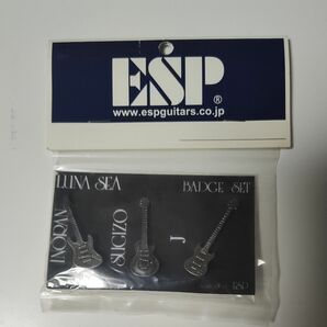 ルナシーピンバッジ　ESP pb-l300