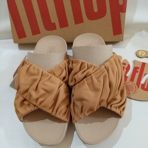 フィットフロップ fitflop RUFFLE SLIDE （Blush）